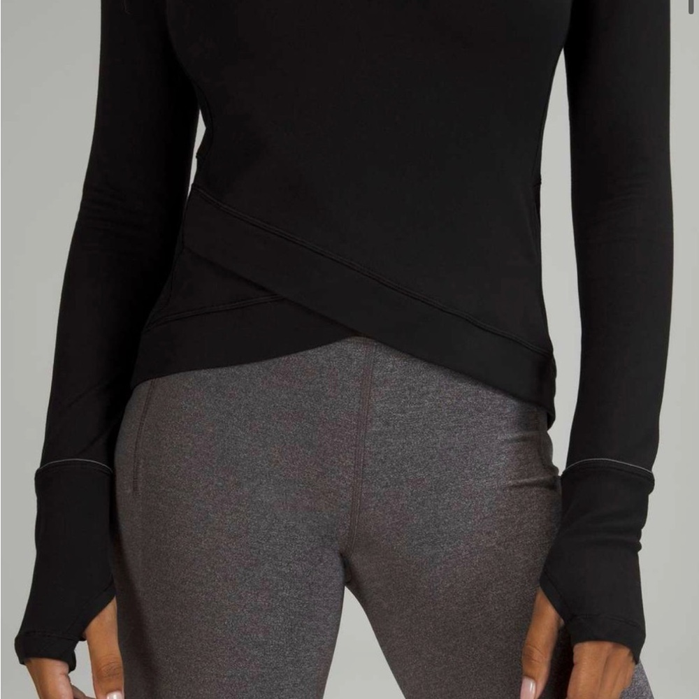 Lululemon Close to Crossing Long Sleeve *Rulu
Black!✨✨✨ - Picture 4 of 10